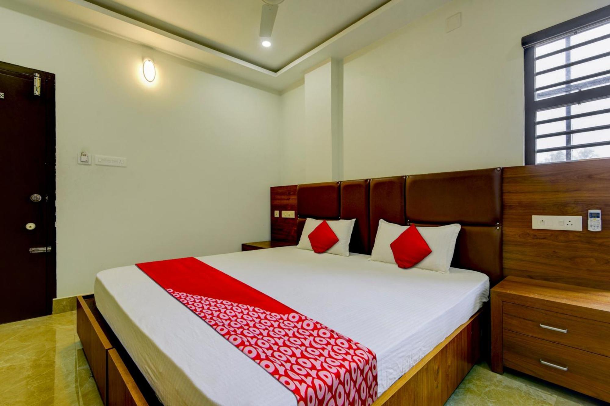 Hotel O Royal Tower Lodge Etakkare Buitenkant foto